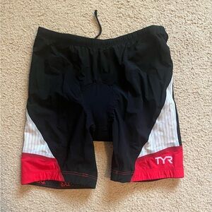 TYR Carbon Tri Bike Shorts 6" Size Large with Amp Pad